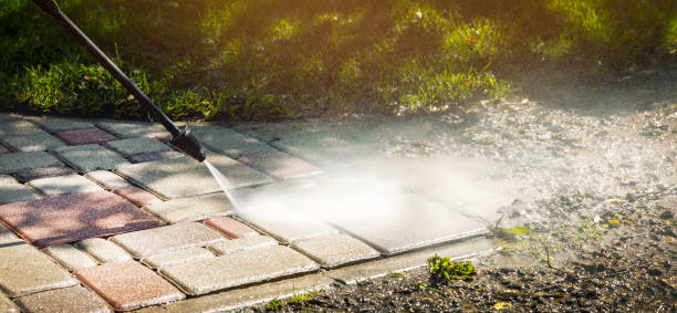 Best Pool Deck Cleaning  in Marshfield, MO